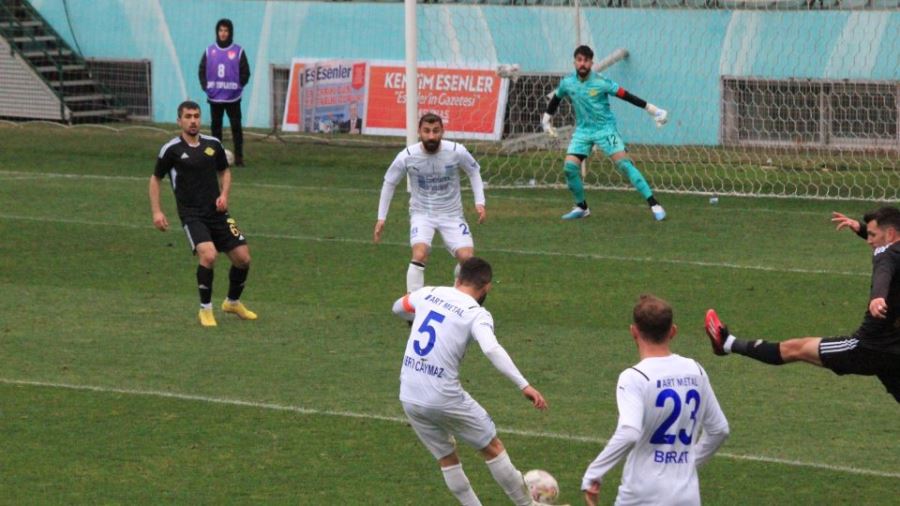 EROKSPOR YENİDEN LİDERLİK KOLTUĞUNDA