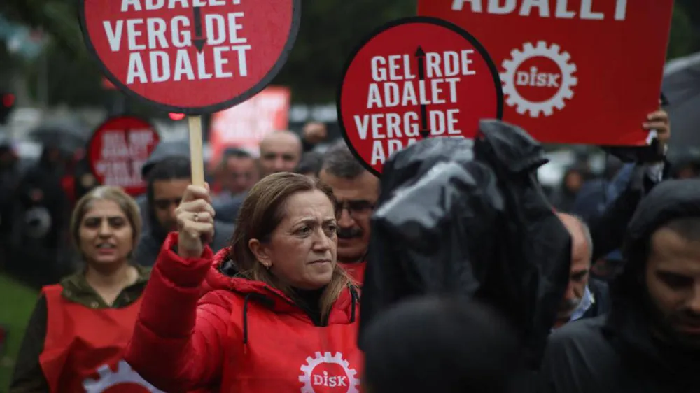 DİSK