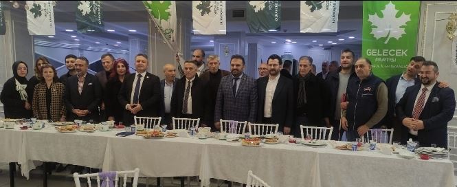 Gelecek Partisi Esenler İlçe Başkanlığı İftar programını gerçekleştirdi