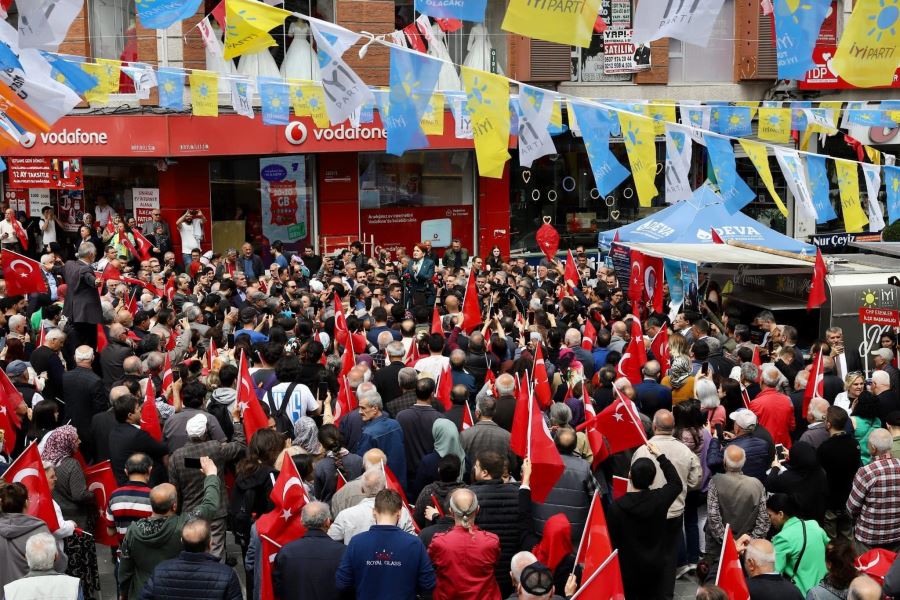 Akşener: ’Kılıçdaroğlu’nun Kul Hakkına El Uzatmayacağına, Haram Yemeyeceğine Kefilim’’