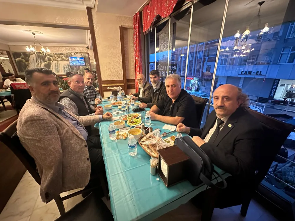 EsenlerAtışalan’lı Mümin Turan iftarda gazetecilerle buluştu