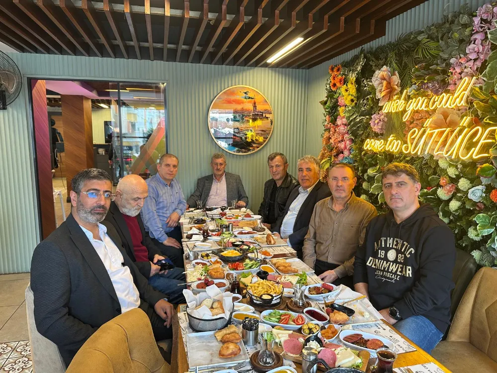 Esenler Rizeliler Derneği’nden Gazeteciler Günü’ne Özel Kahvaltı Programı