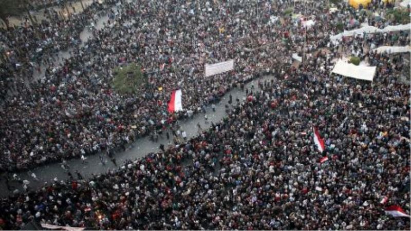 ﻿ Misir`da sokaklar yeniden isiniyor