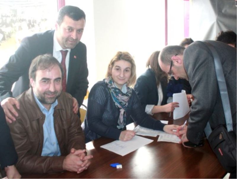 Bizler Esenlerli Olarak Duyarsiz Kalamayiz