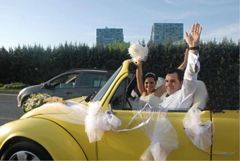 Ferhat Canbey Evlendi