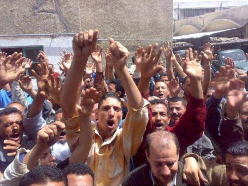 Mursi`nin 1 yillik iktidarinda neler yasandi?