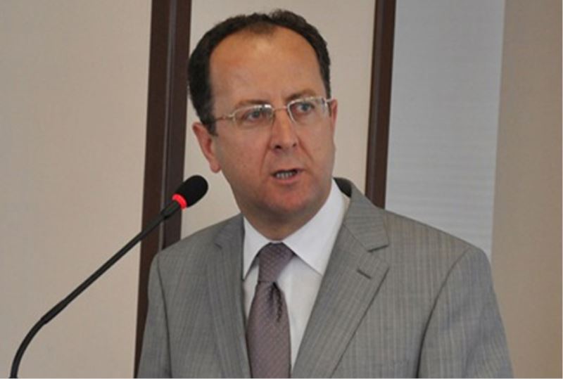 `Kizli erkekli ayni merdiveni kullaniyorlar!`