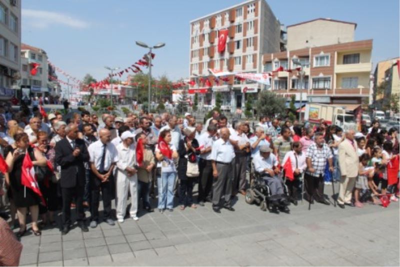 Esenlerde 30 Agustos`u Ikili Kutlamaya Devam