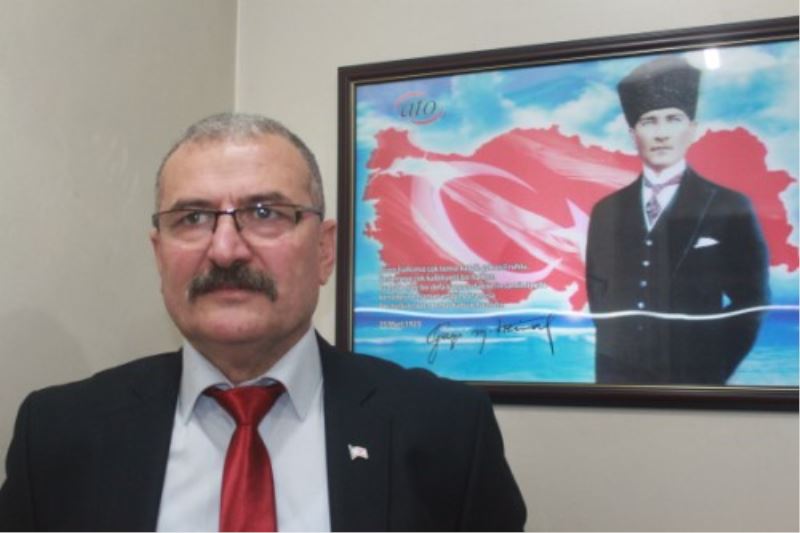 Kahveci Kurbanlarinizi Türk Kizilayla kesmeye Davet etti