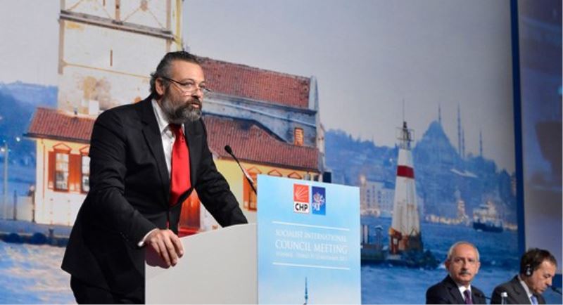 Levent Üzüm Sosyal Medyayi Salladi