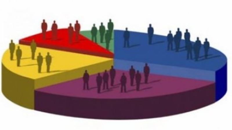 AKP eriyor, CHP yükseliyor