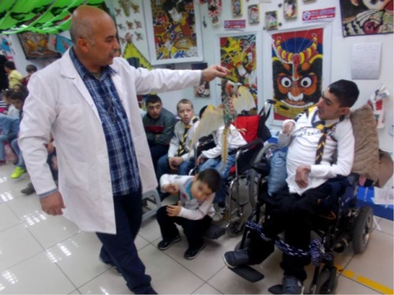 Engelli Izcilerin Uçurtma Keyfi