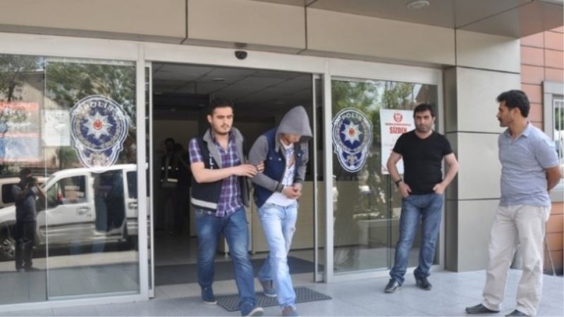 Esenler Polisinden 5 Ayda 25 Operasyon