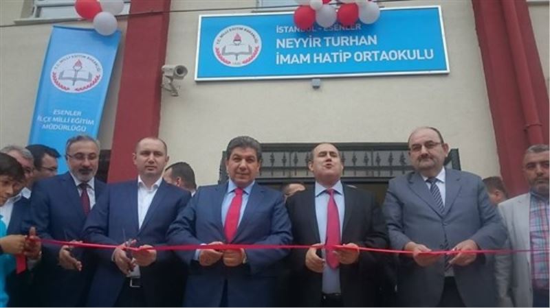 Esenlerde 83 Bin Ögrenci için Ders Basladi