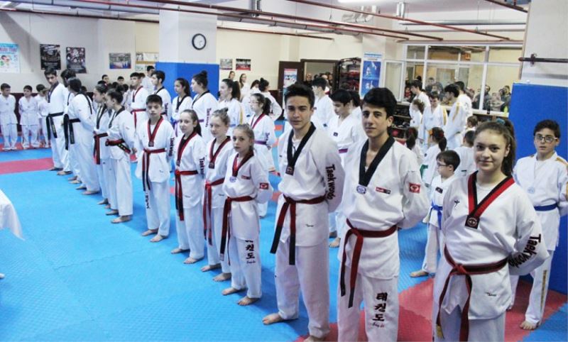 TEKVANDOCULARIN KEMER SINAVI