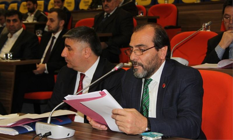 Usta ?Esenler Belediyesini Imarethaneye Çevirmeyin?