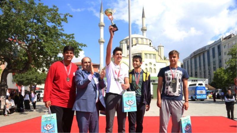 19 Mayis Esenler`de Kutlandi