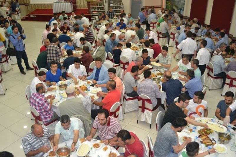 Tastan`dan Samimi, Mütevazi Iftar