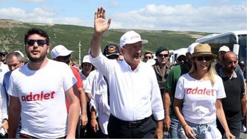 Kiliçdaroglu yürüyerek geldi, uçakla dönmeyecek