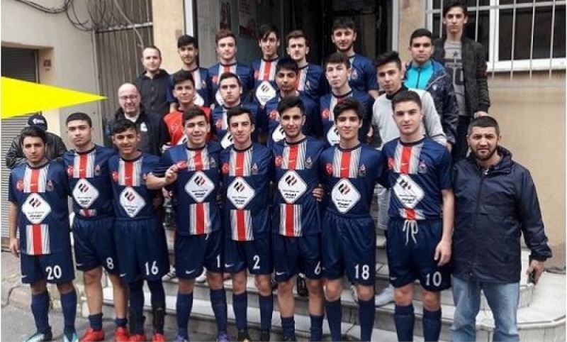 Tetikli`nin Genç Futbol Ordusu Kiskandirdi