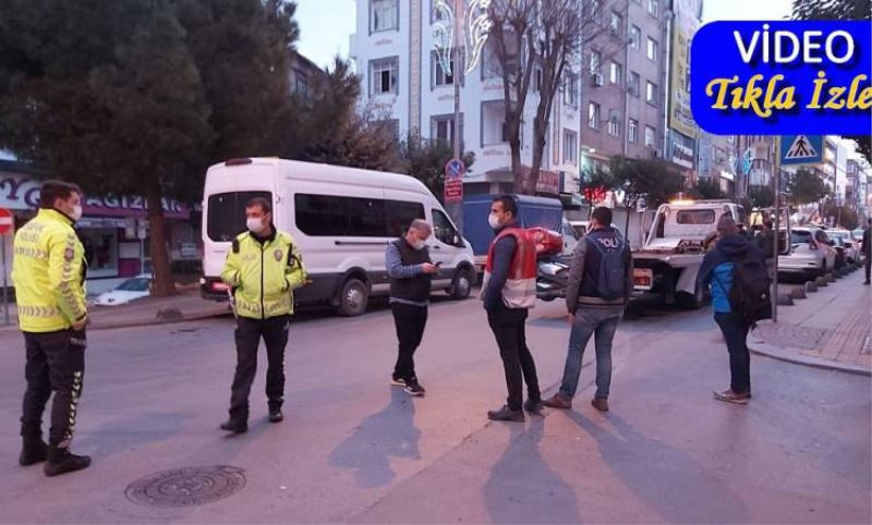 Atisalan Caddesinde Trafik Kazasi 2 Yarali