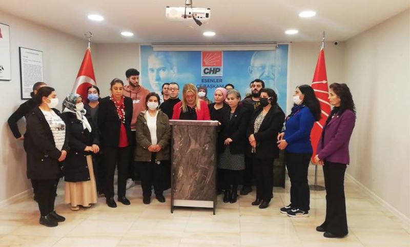 CHP Esenler Kadin Kollarindan 5 Aralik Seçme Seçilme Hakki Mesaji