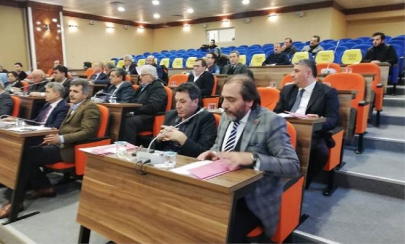 CHP’li Sahin Parti suçu isleyerek AKP. Hizmetinde