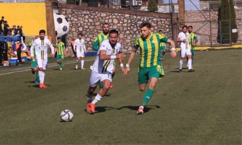 EROKSPOR ADIM ADIM LIDERLIGE YÜKSELIYOR