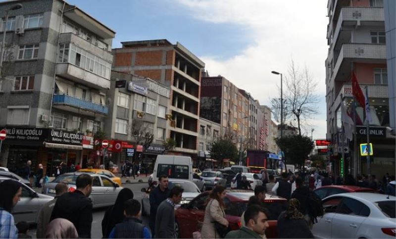 Esenler Beka Ile Degil Trafikle Bogusuyor!