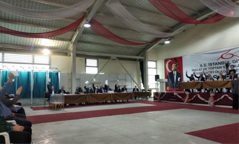 Giyimkent Kongresine Baskan Muzaffer Cevizli Güven Tazeledi