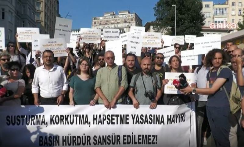 Medya sansürüne gazetecilerden tepki: Benzine zam geldi desek bizi cezaevine atacaklar