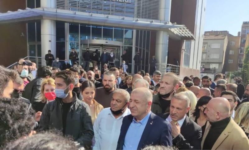 Özdag, AKP’li Esenler Belediyesi’nin Suriyeliler için verdigi söleni protesto etti