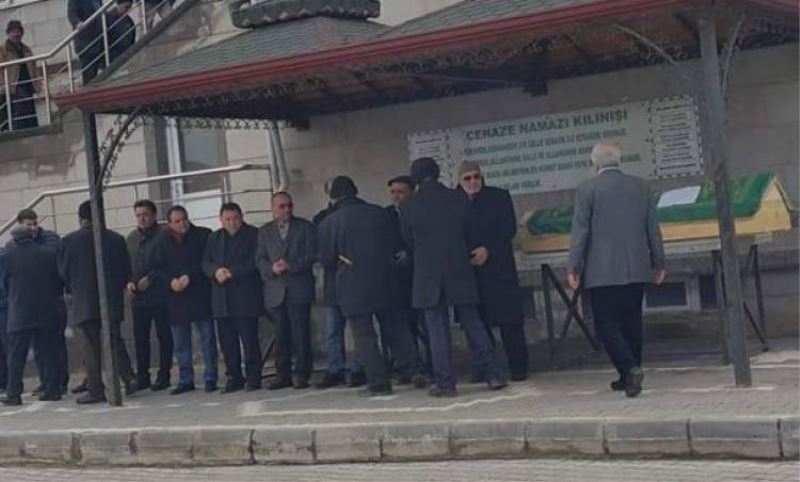 Soner Karabulut’un abisi vefat etti