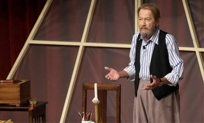 Usta sanatçi Ferhan Sensoy yasamini yitirdi